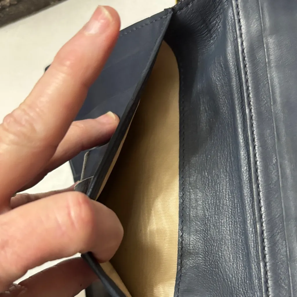 Bottega Veneta Black Woven Wallet - Image 4