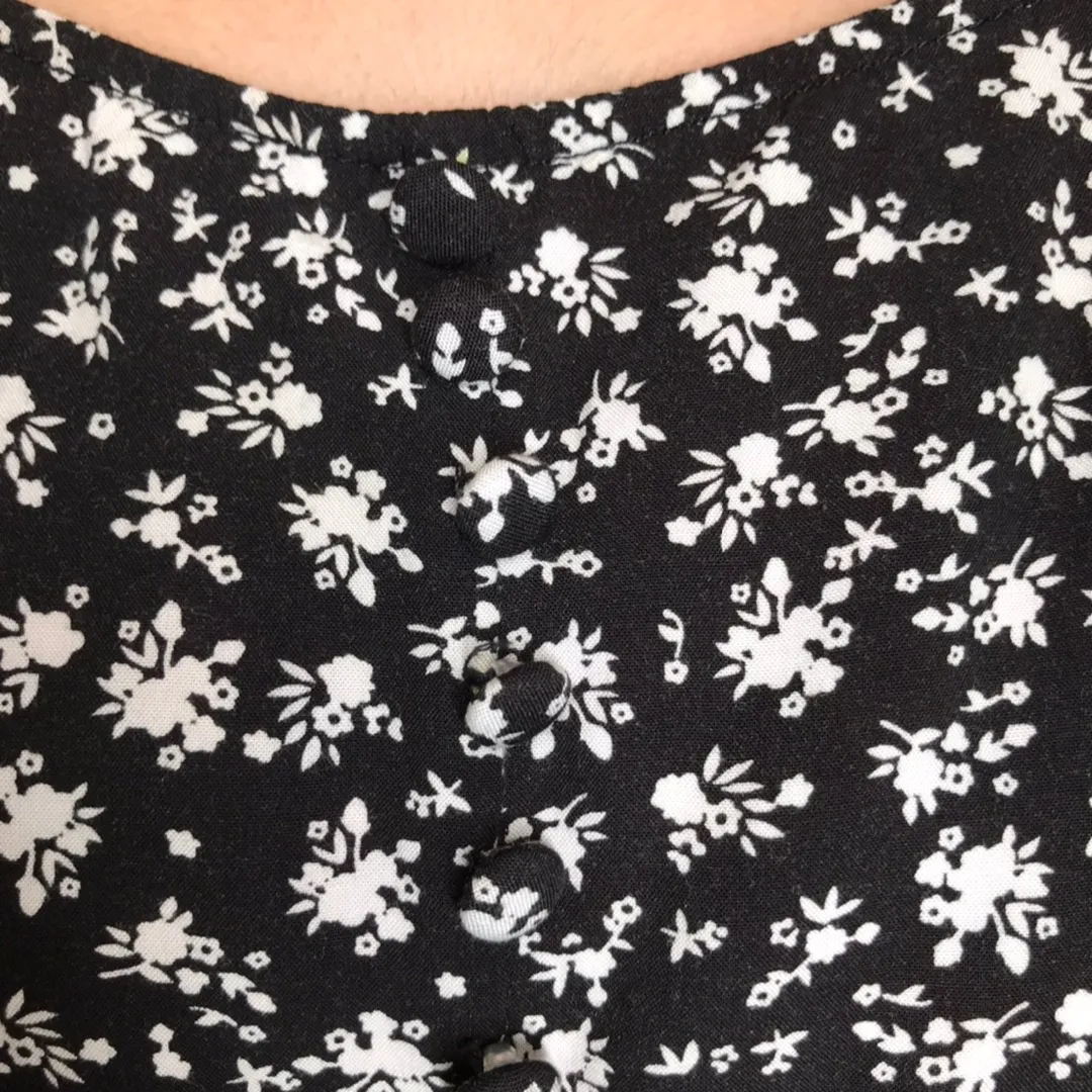 Black and White Floral Romper - Image 7