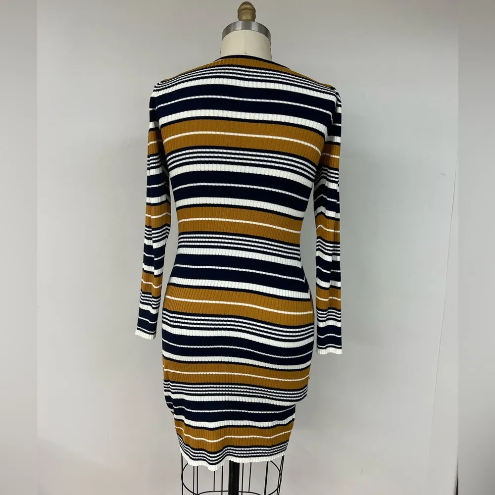 Juniors No Boundaries Sweater Dress L - Image 6