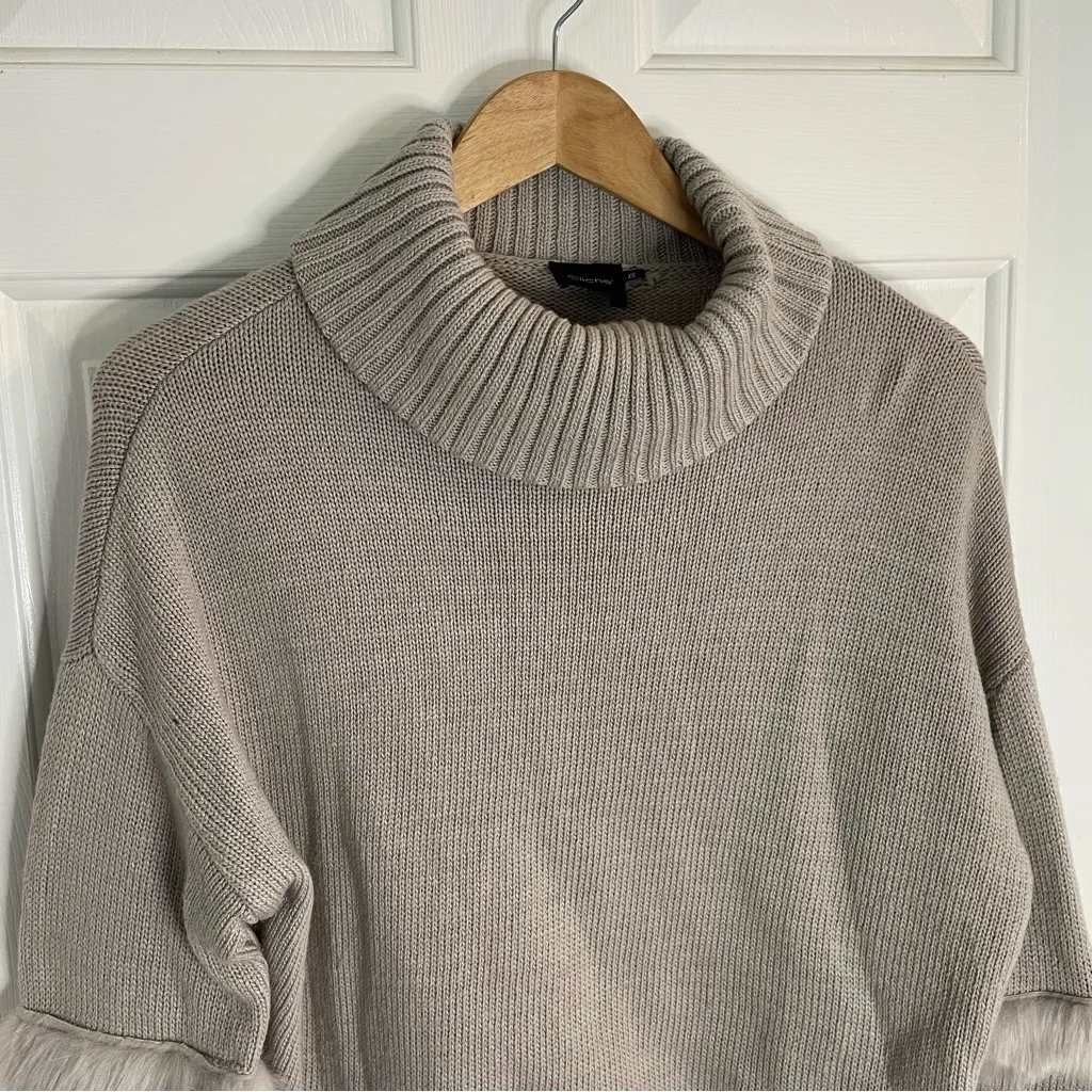 Cliché Cozy Beige Turtleneck Sweater Sleeves faux Fur Size XS cabin core chic Tan - Image 3