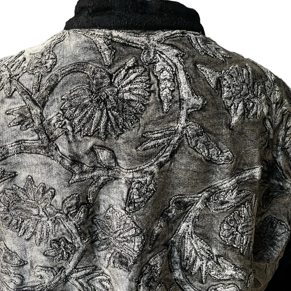 Flashback Deadstock Velvet and Tapestry Mixed Media Patchwork Jacket, Sz L Black Size L - Image 8