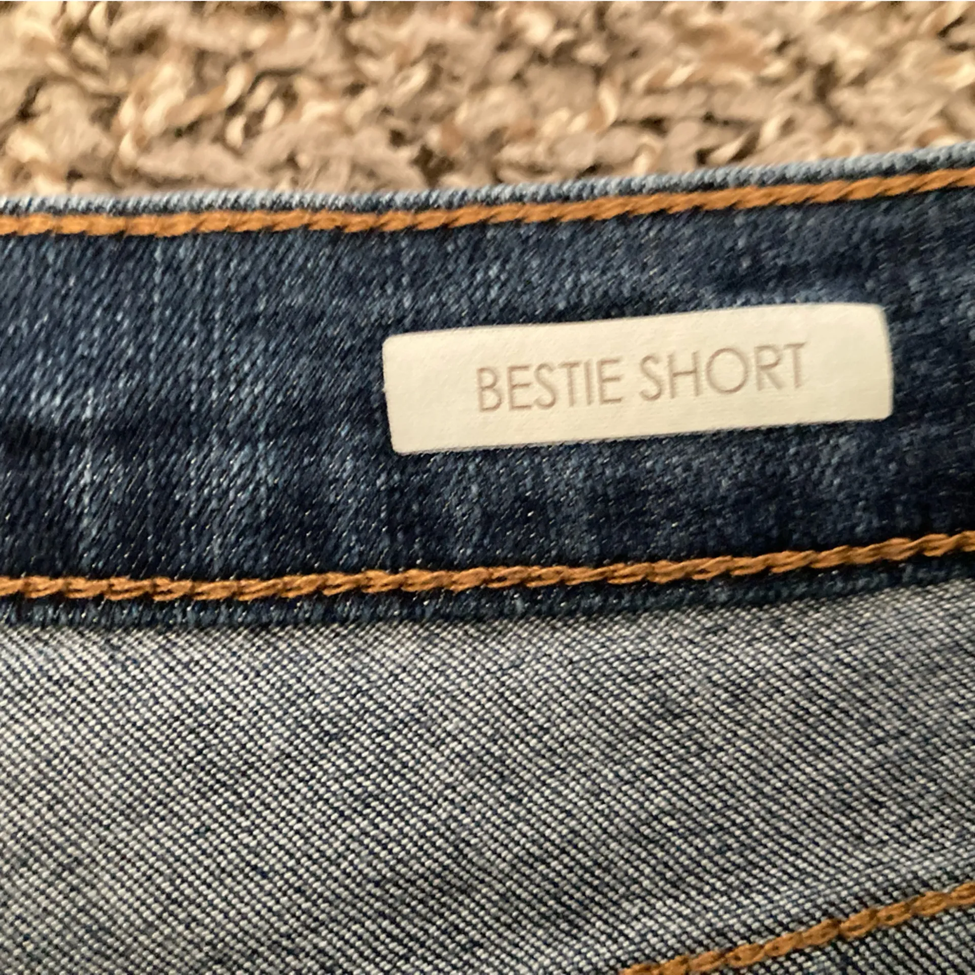 Vintage America Blues Embroidered Stretch Denim Shorts Cuffed Hem Size 4 Blue - Image 8