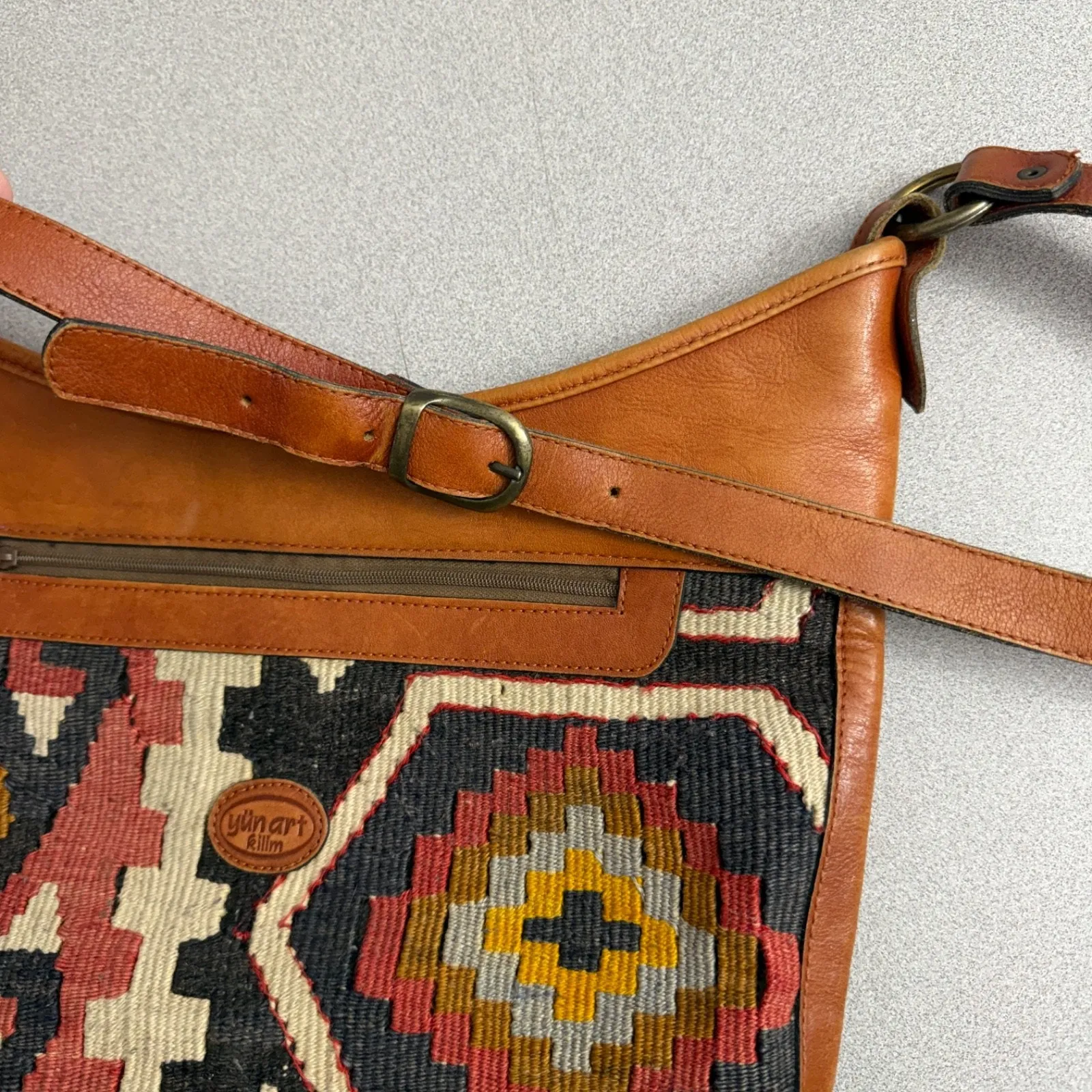 Vtg Yun Art Turkish Killim Purse Crossbody Shoulder Bag Carpet Wool Leather Zip Brown - Image 3