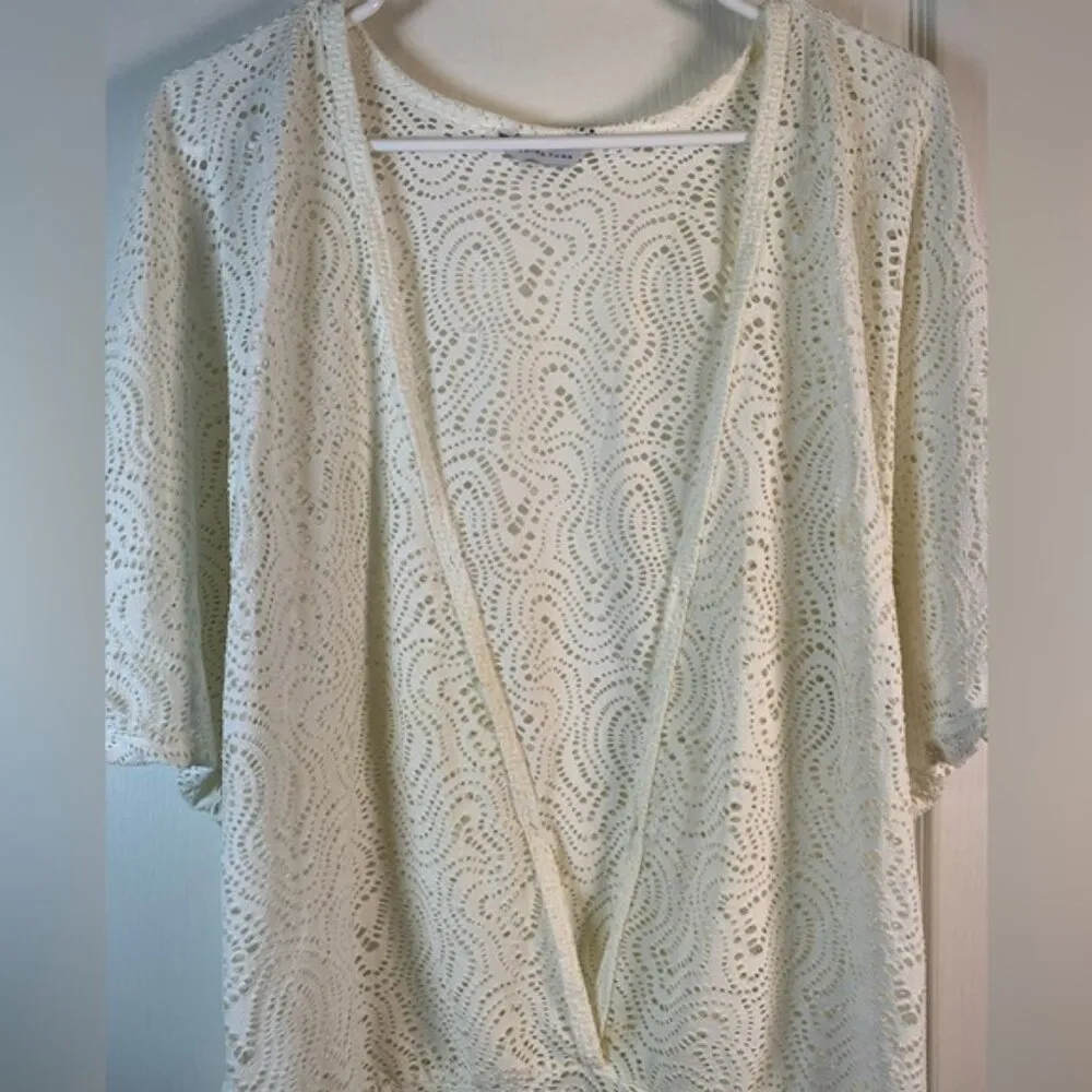 Trina Turk White/Ivory Lace Crochet Beach Cover Up Size Large EUC #2865 - Image 6