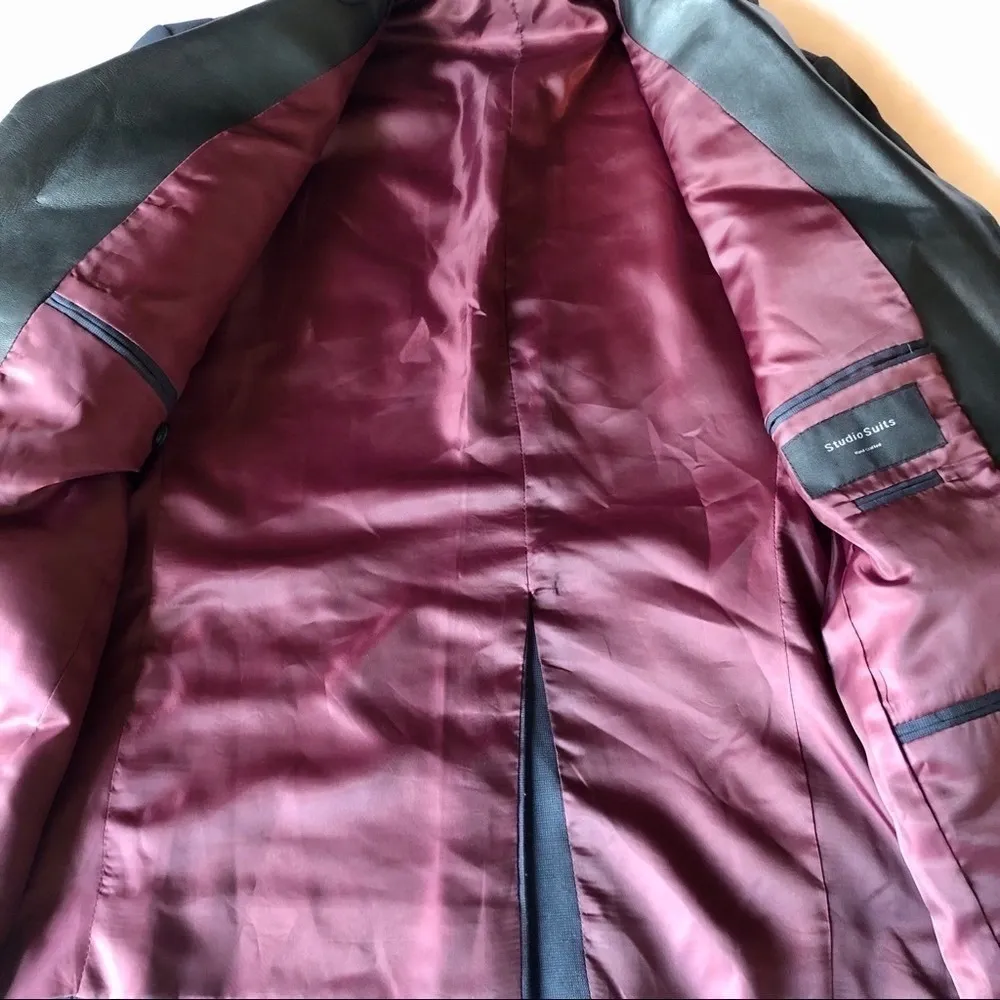 Studio Suits Hand Crafted Blazer Faux Leather Lapels Gray Size Medium - Image 5