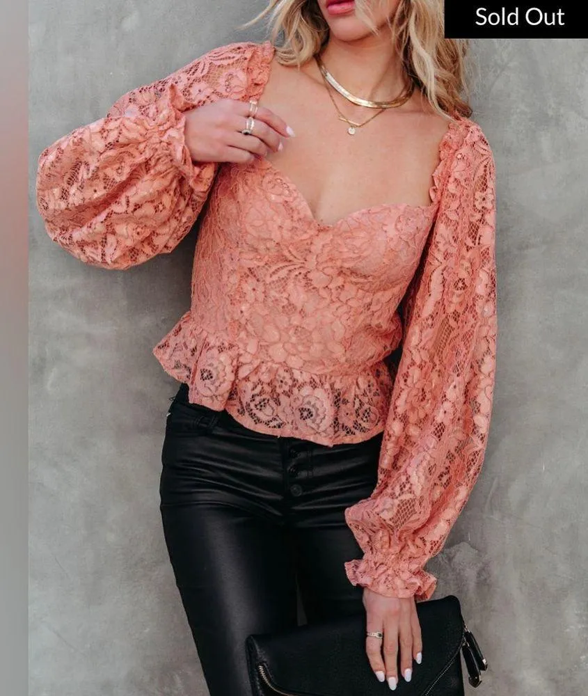 BLUSH   CROPPED LACE PEPLUM BLOUSE - BLUSH-SIZE MEDIUM🩷 - Image 4