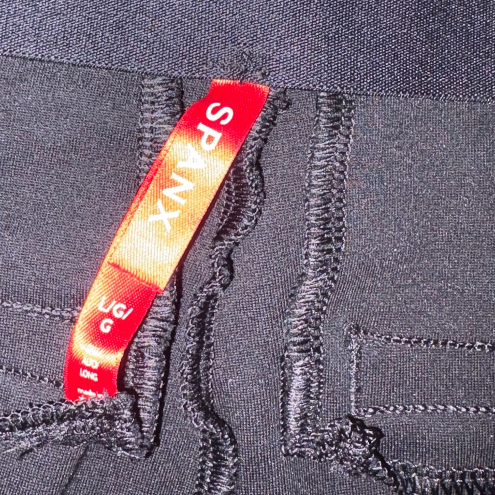 Spanx Perfect Pant Ankle Piped Skinny Large - Image 4