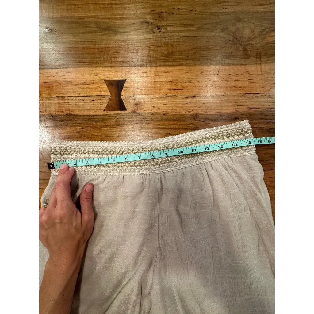 Women's JM Collection Beige Wide Leg Pants M with Gold Trim - Image 5