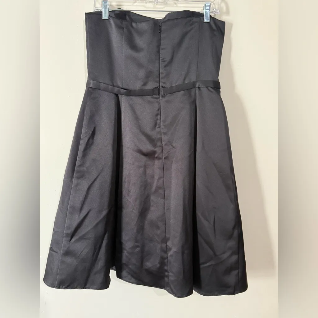 Michaelangelo Classic Black Strapless Dress - Image 4