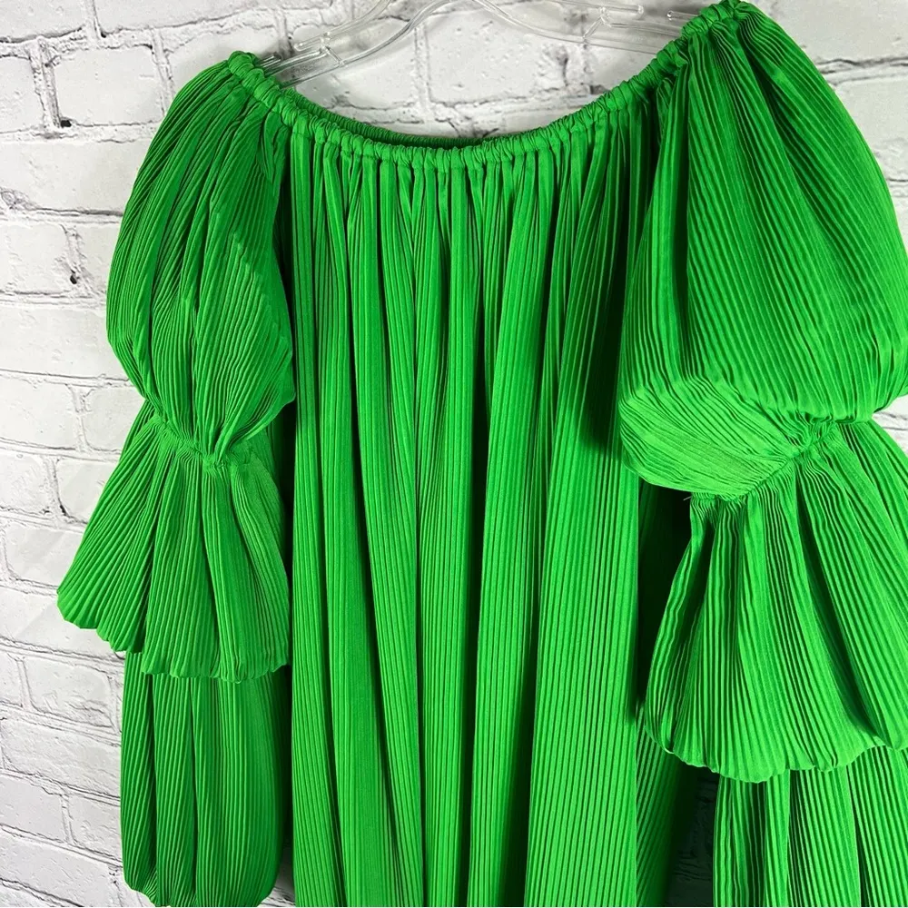 *NEW* Nasty Gal Green Pleated Puff Sleeve Bardot Mini Dress Size 0 (B10) - Image 2