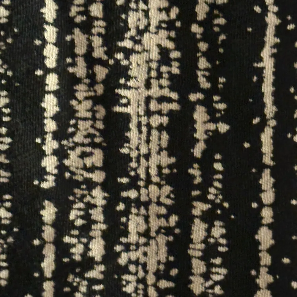 Rag & bone jeans tank top black and beige preowned great shape - Image 2