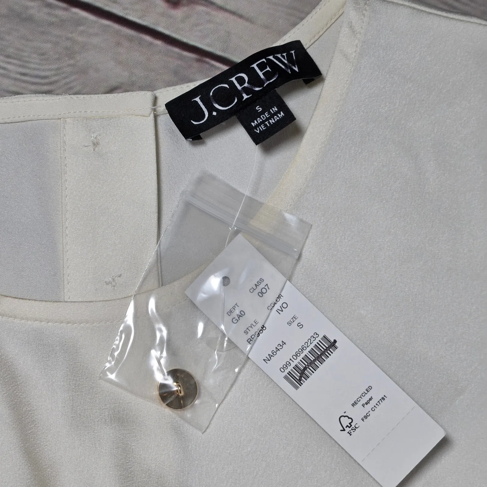 J. Crew Short-sleeve button-back‎ top in everyday crepe Ivory S BP958 - Image 5