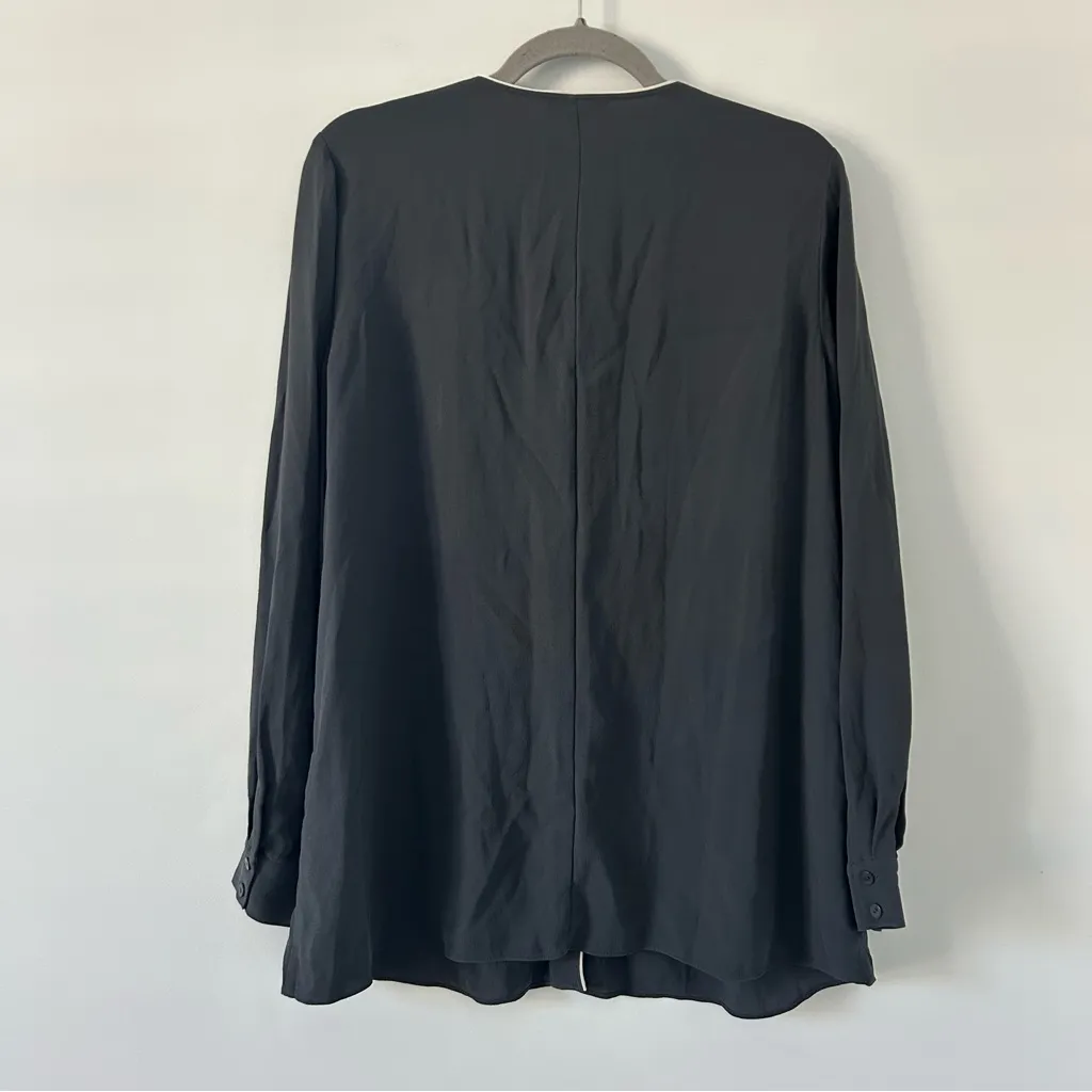 Eileen Fisher Silk Georgette Graphite Grey V Neck Button Down Relaxed Blouse M - Image 2