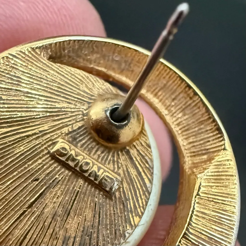 Vintage MONET Signed Gold-tone Faux Pearl Rhinestones Button Post Earrings 14.8g - Image 15