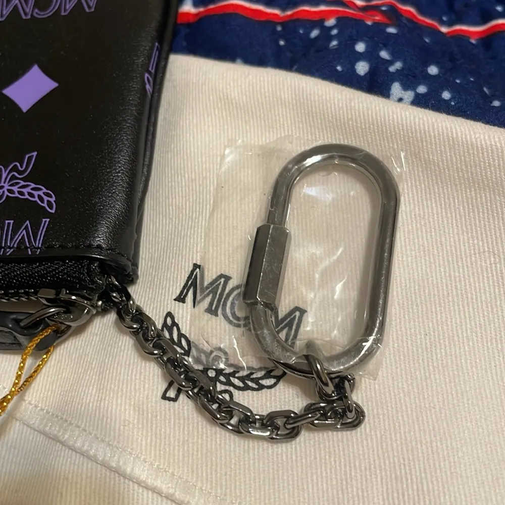 MCM Coin Purse/Key Holder/Card Holder - Image 9