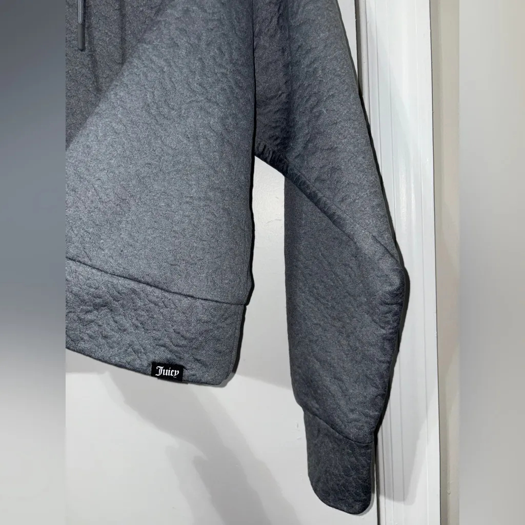 Juicy Couture Grey Jacquard Quilted Crop Pullover large - Image 3