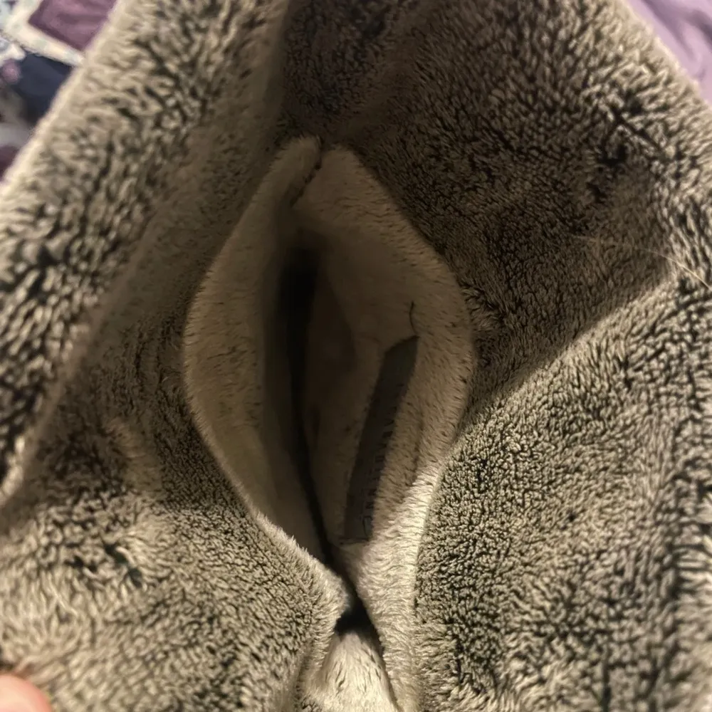 La Canadienne Trevis Waterproof Black Suede Boots Faux Fur Lined Size 8M - Image 9