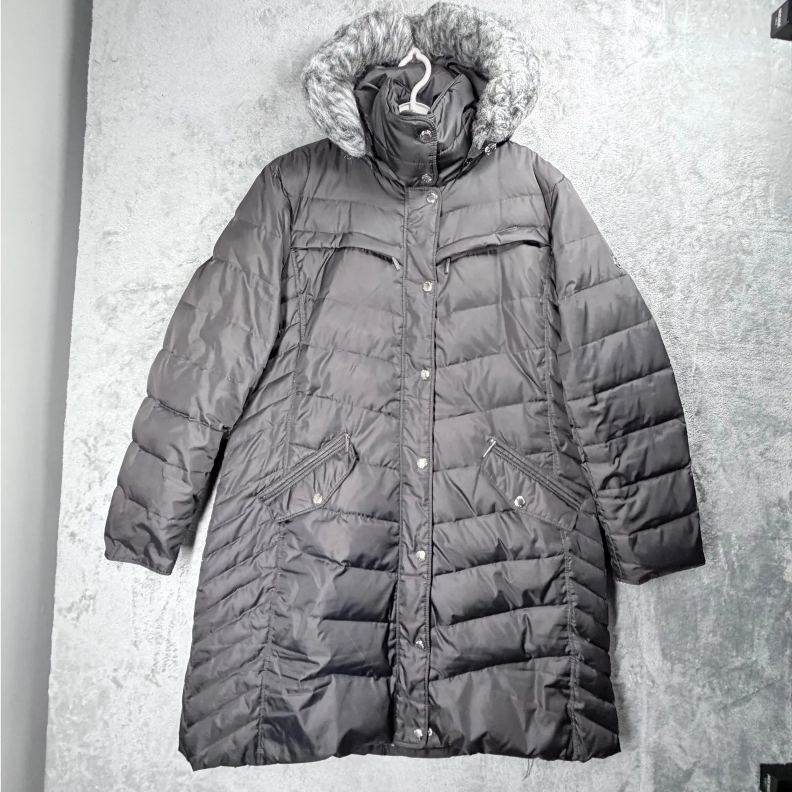 Michael Kors Womens Long Puffer Coat Hooded Winter Chic Classic Luxe Urban Style - Image 2