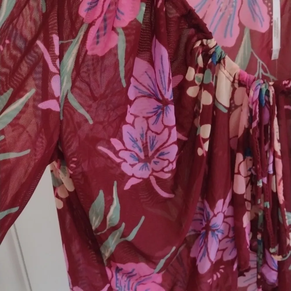 NWT Free People of Paradise Top in Cocoa Combo Bell Sleeves Red Floral Size M - Image 12