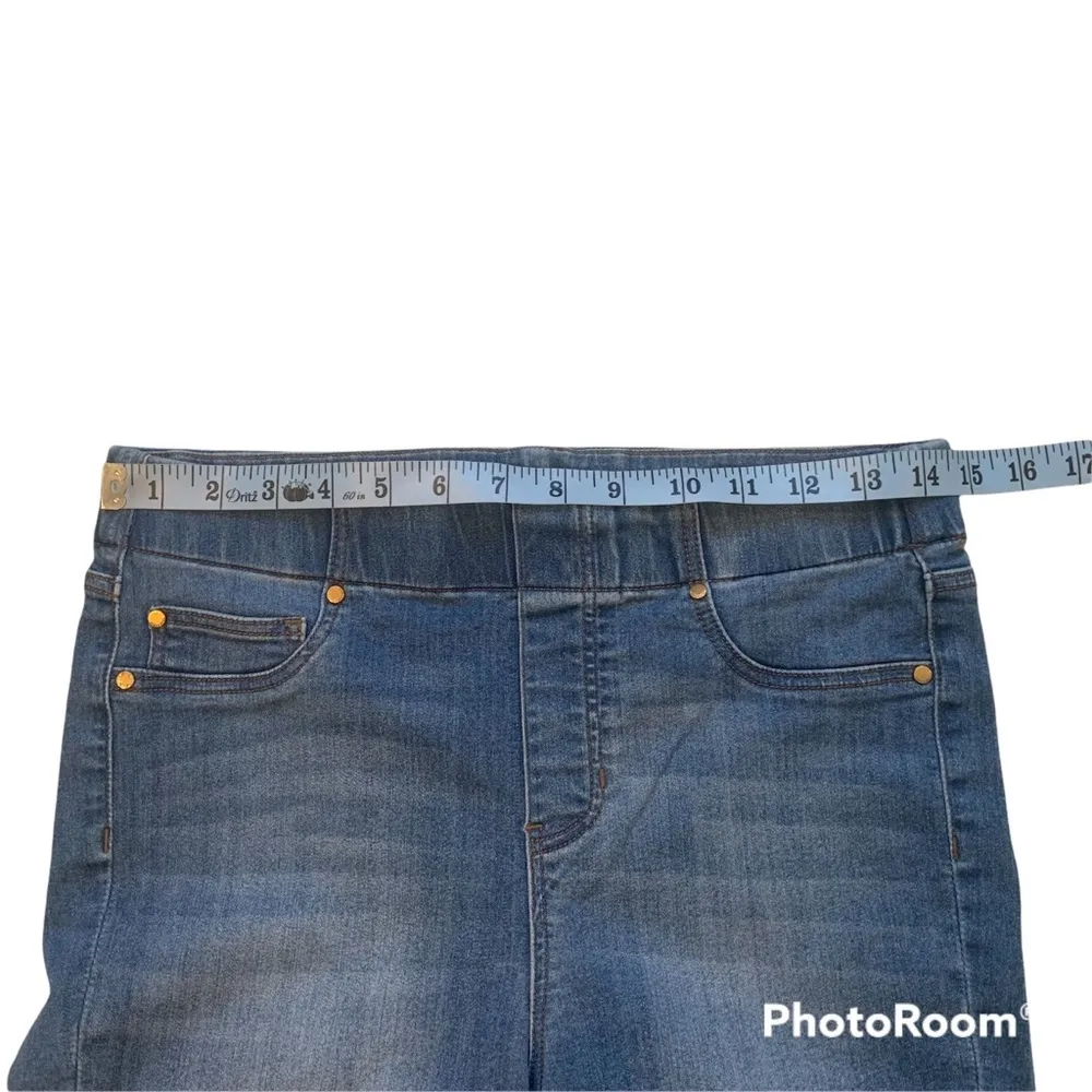 Liverpool High Waisted Skinny Cropped Ankle Jeggings - Image 9