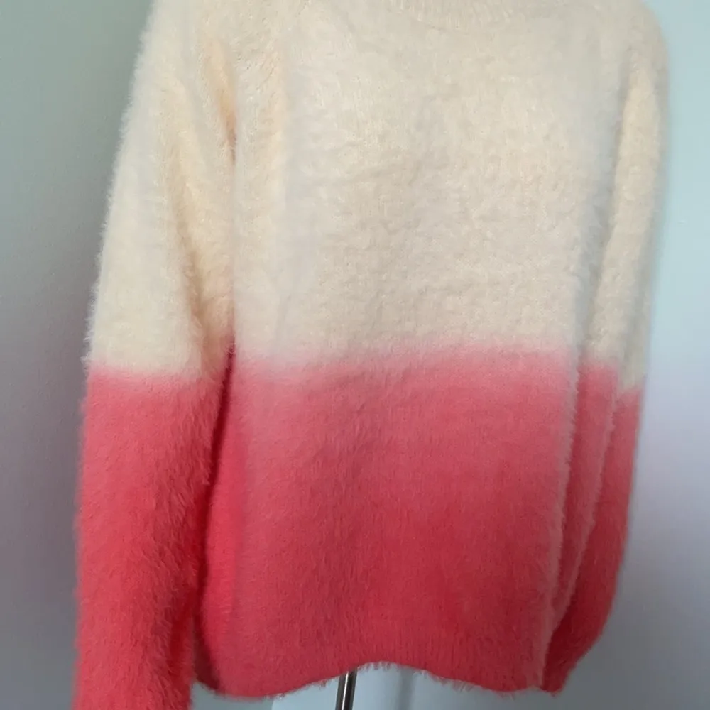 Pink Lily vibrant heart ombré coral sweater Small - Image 7