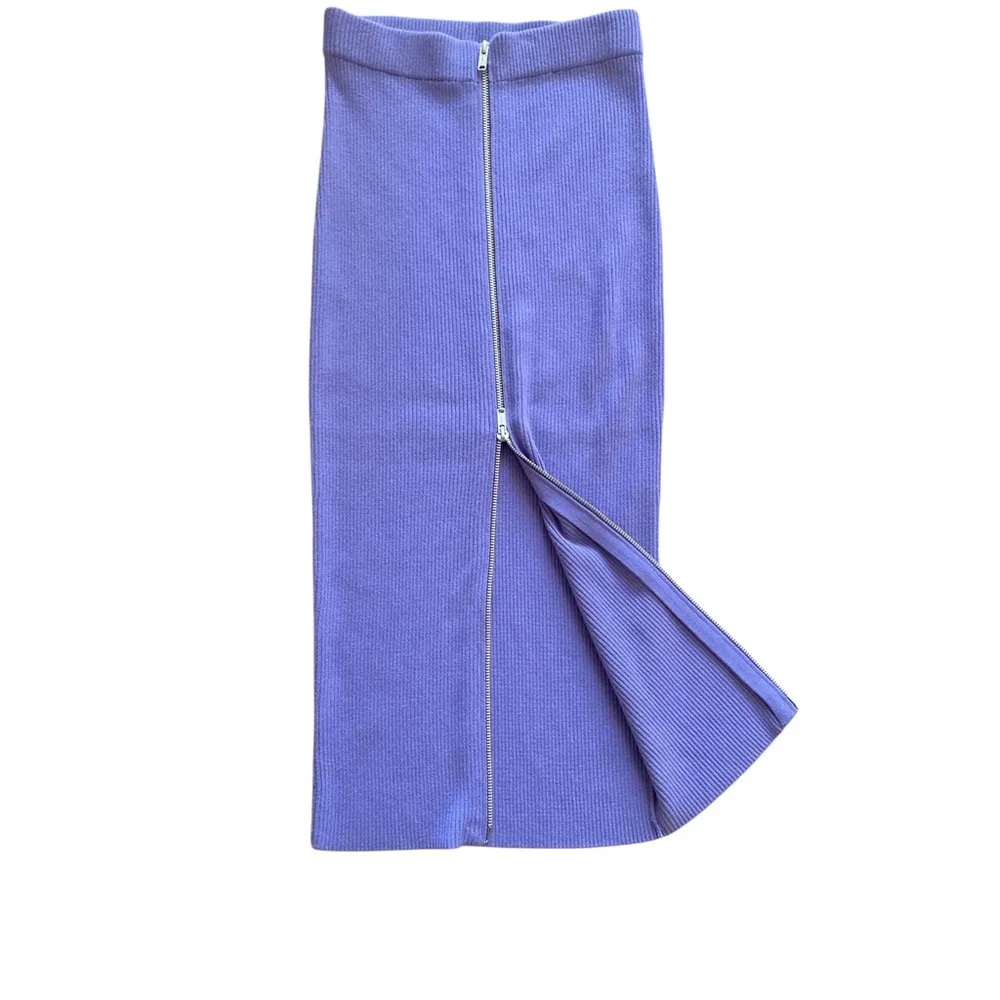 RIB ZIP FRONT
SWEATER KNIT SKIRT Sz XS - Image 3