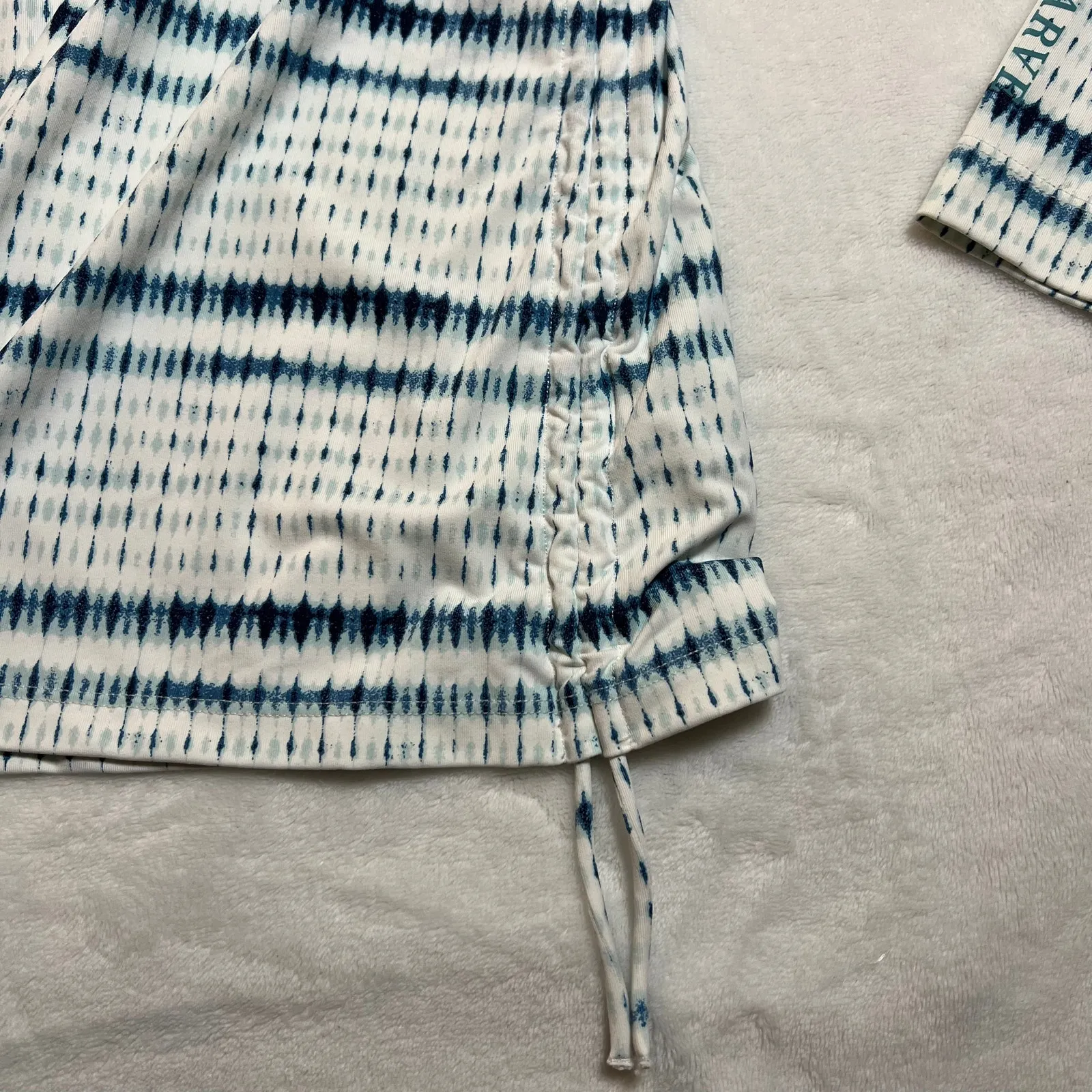 Carve Designs Tie Dye Cruz Rashguard Size L Swimwear Surfing Lightweight Stretch - Image 5