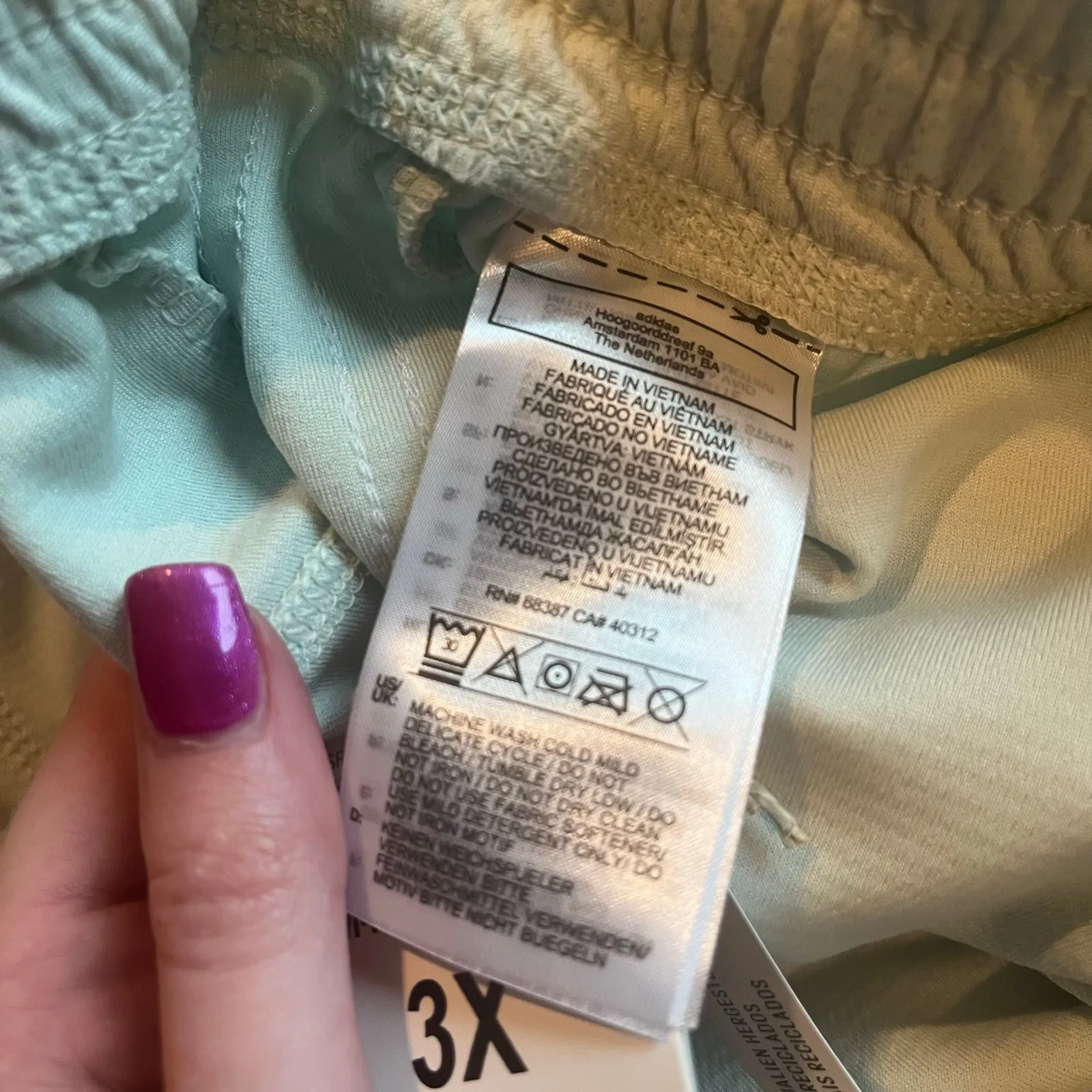 NWT! Adidas Women's Green / White Pacer 3 Stripes Knit Athletic Shorts Size 3X - Image 4