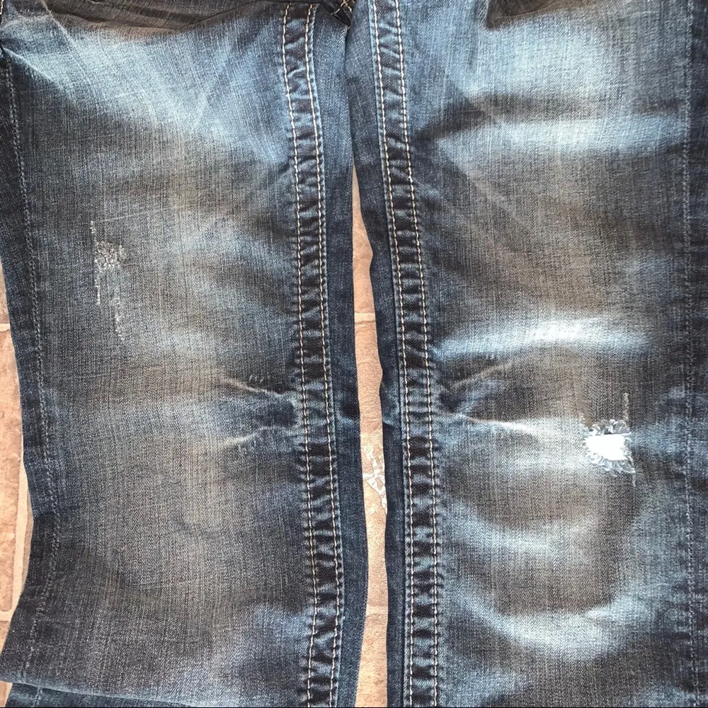 Miss Me Signature Cropped Bedazzled Rhinestone Jeans Size 25 Western/Rodeo - Image 11