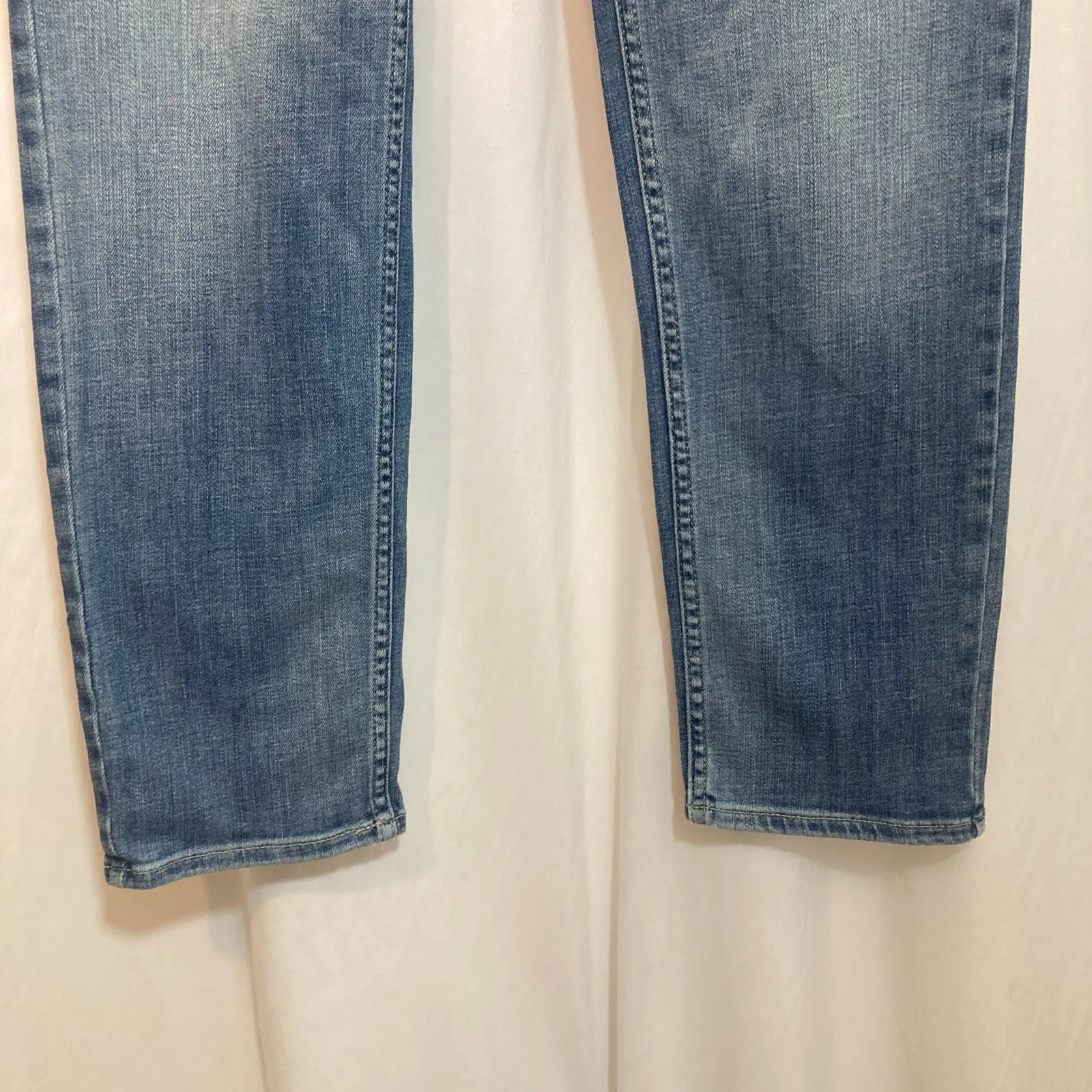 White House Black Market Everyday Soft Slim Straight High Rise Blue Denim Jeans - Image 5