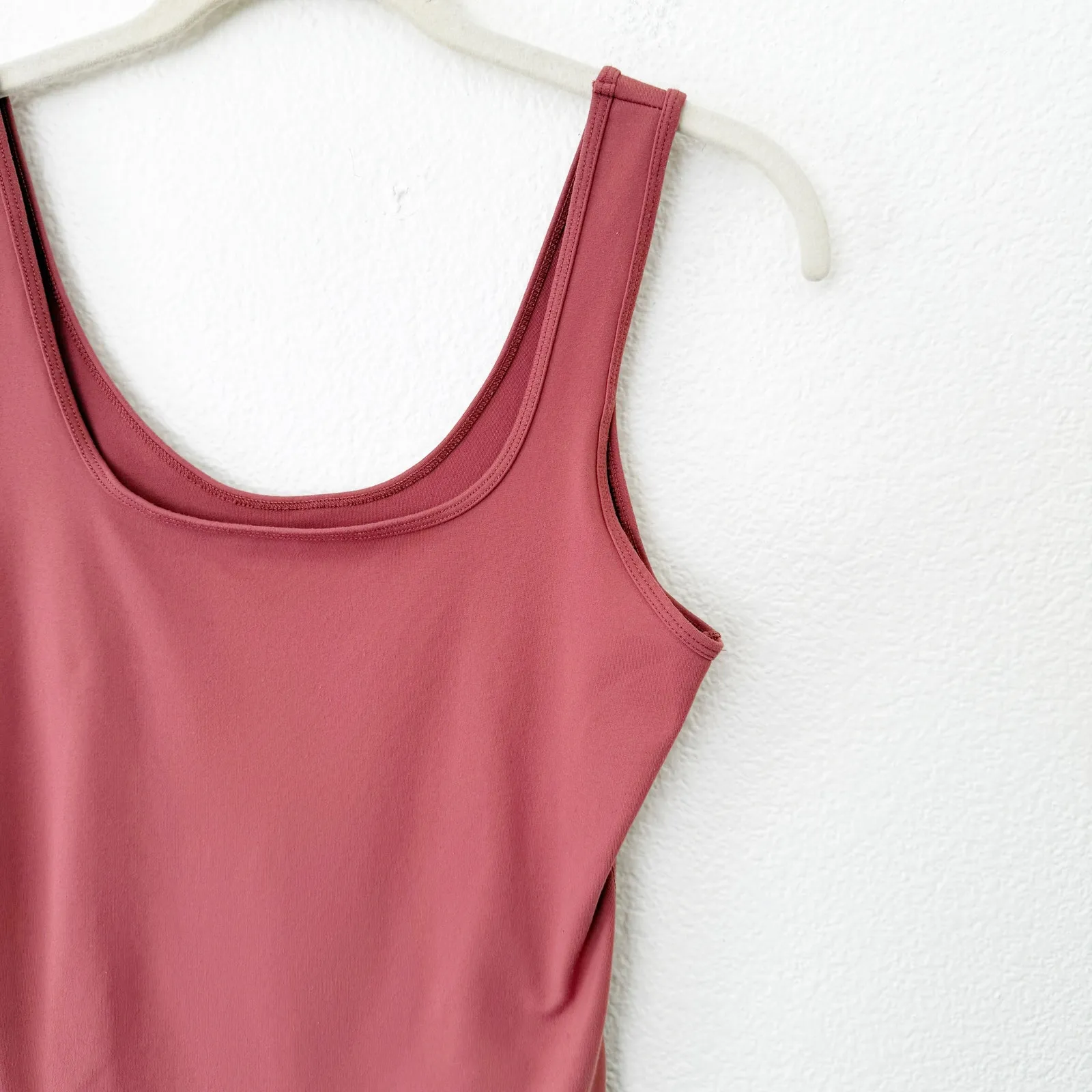 [Abercrombie & Fitch] Blush Pink Seamless Bodysuit Tank Scoop Neck Size Medium M - Image 6