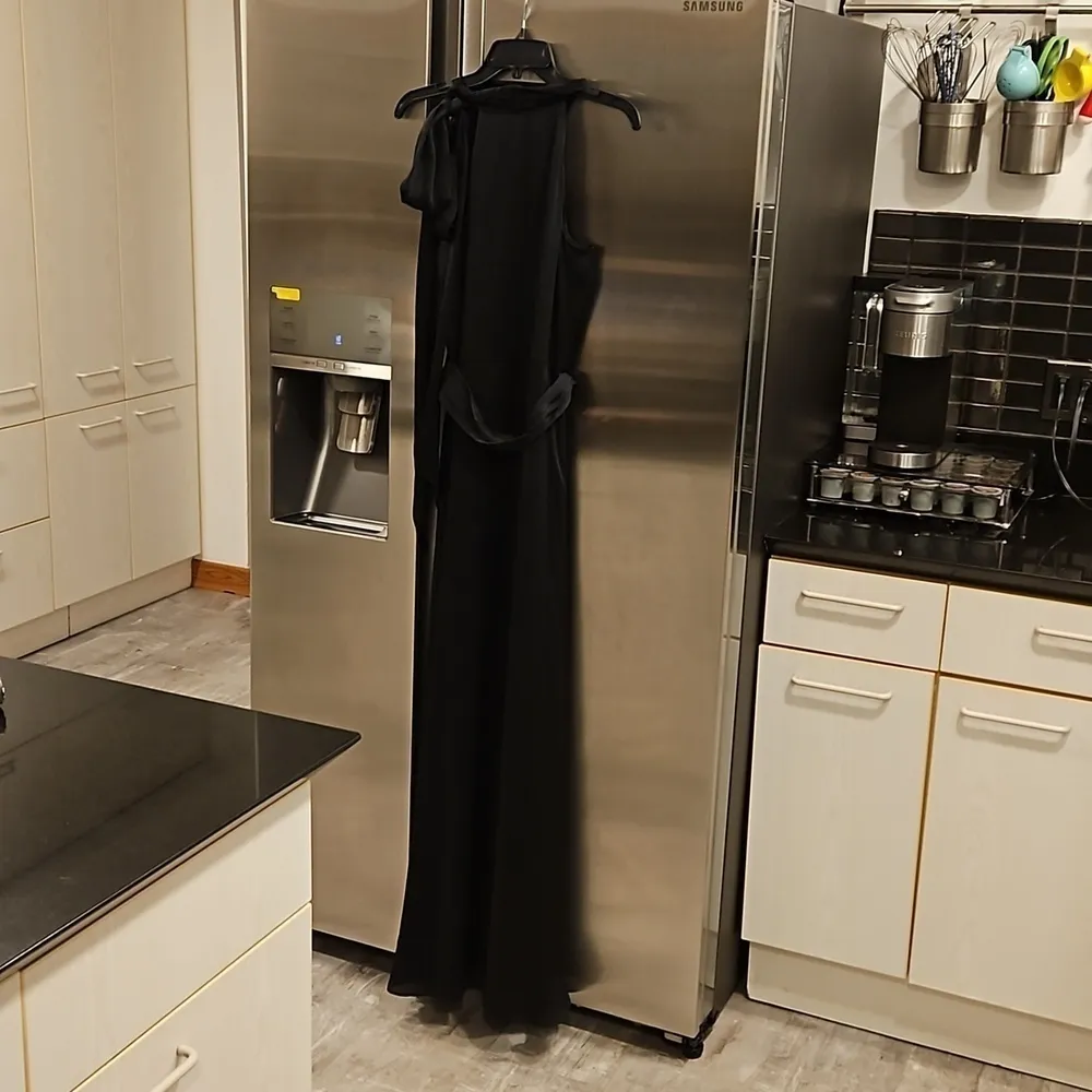 💕SACHIN & BABI💕 Kayla Halter Gown ~ Black 6 NWOT - Image 8