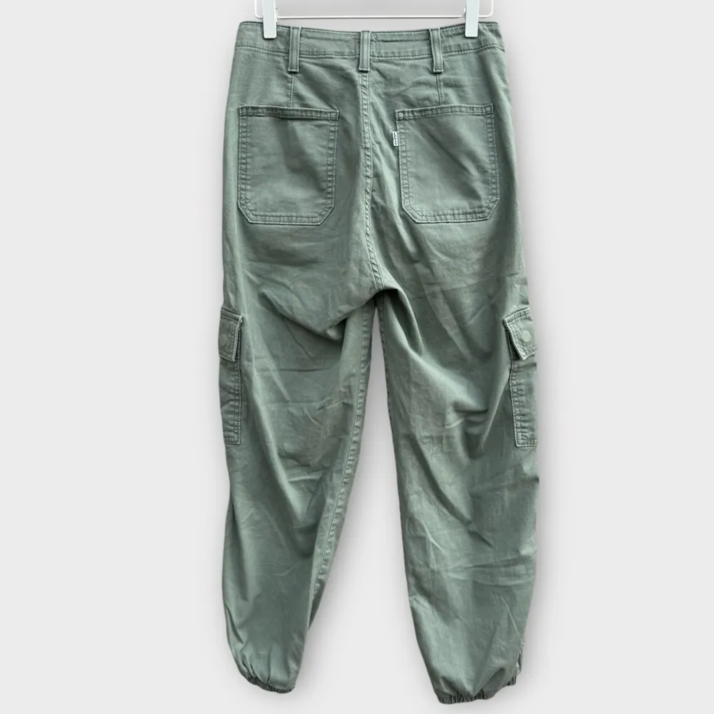 Levi’s High-Waisted Cargo Joggers - Image 7