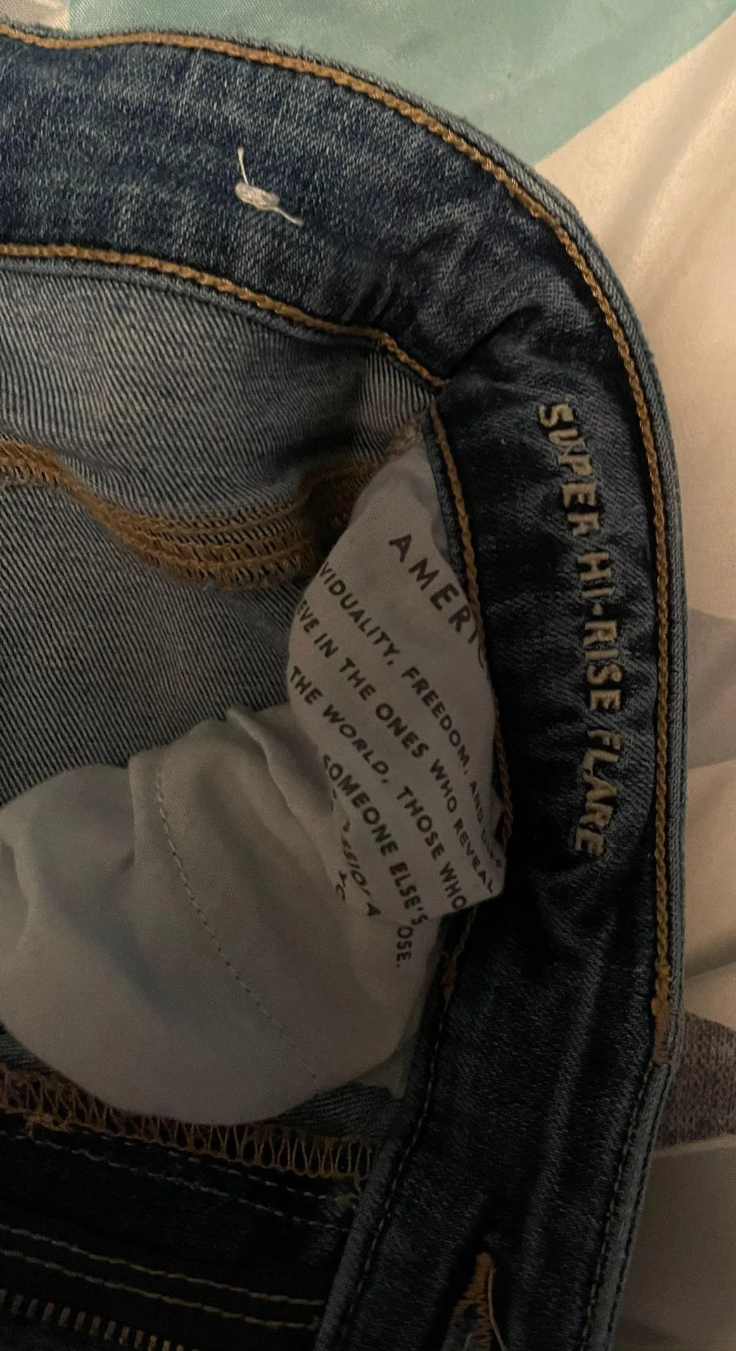 American Eagle Hi-Rise Flare - Image 3