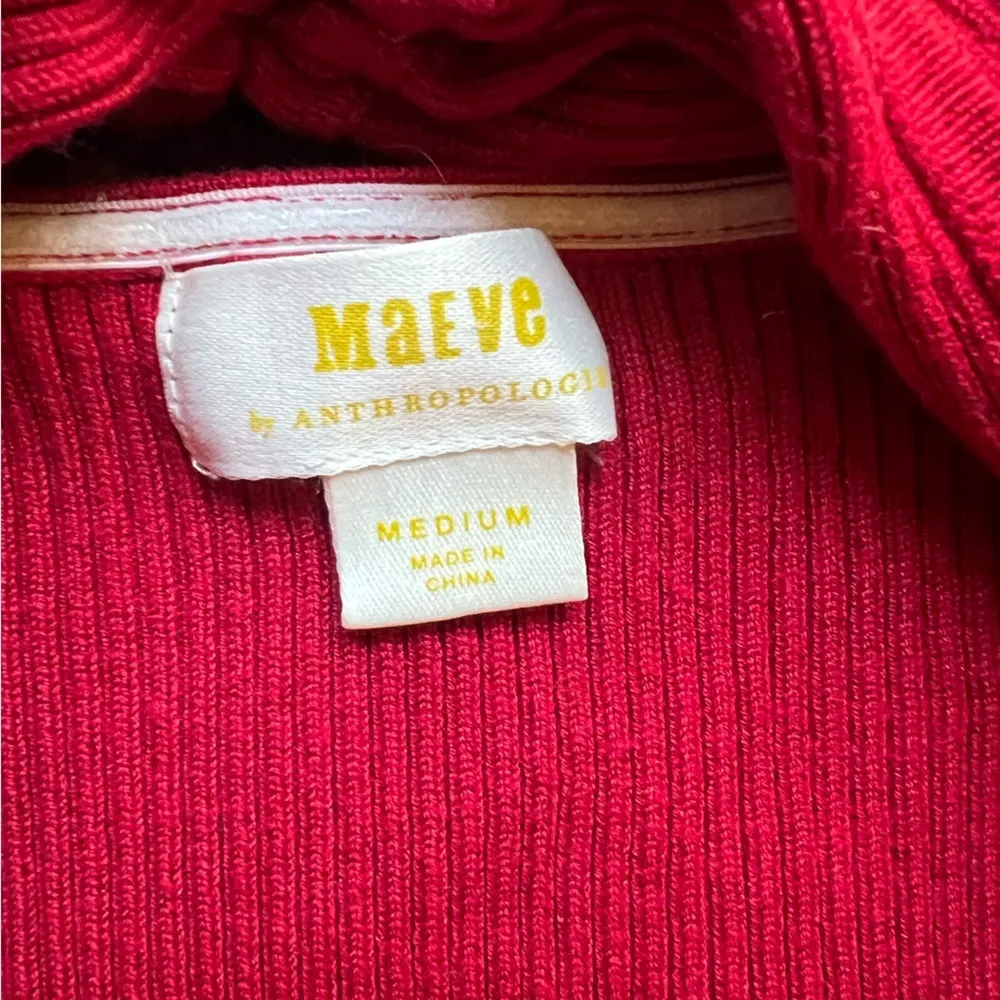 Mauve  Red Crop Top Size Medium - Image 5