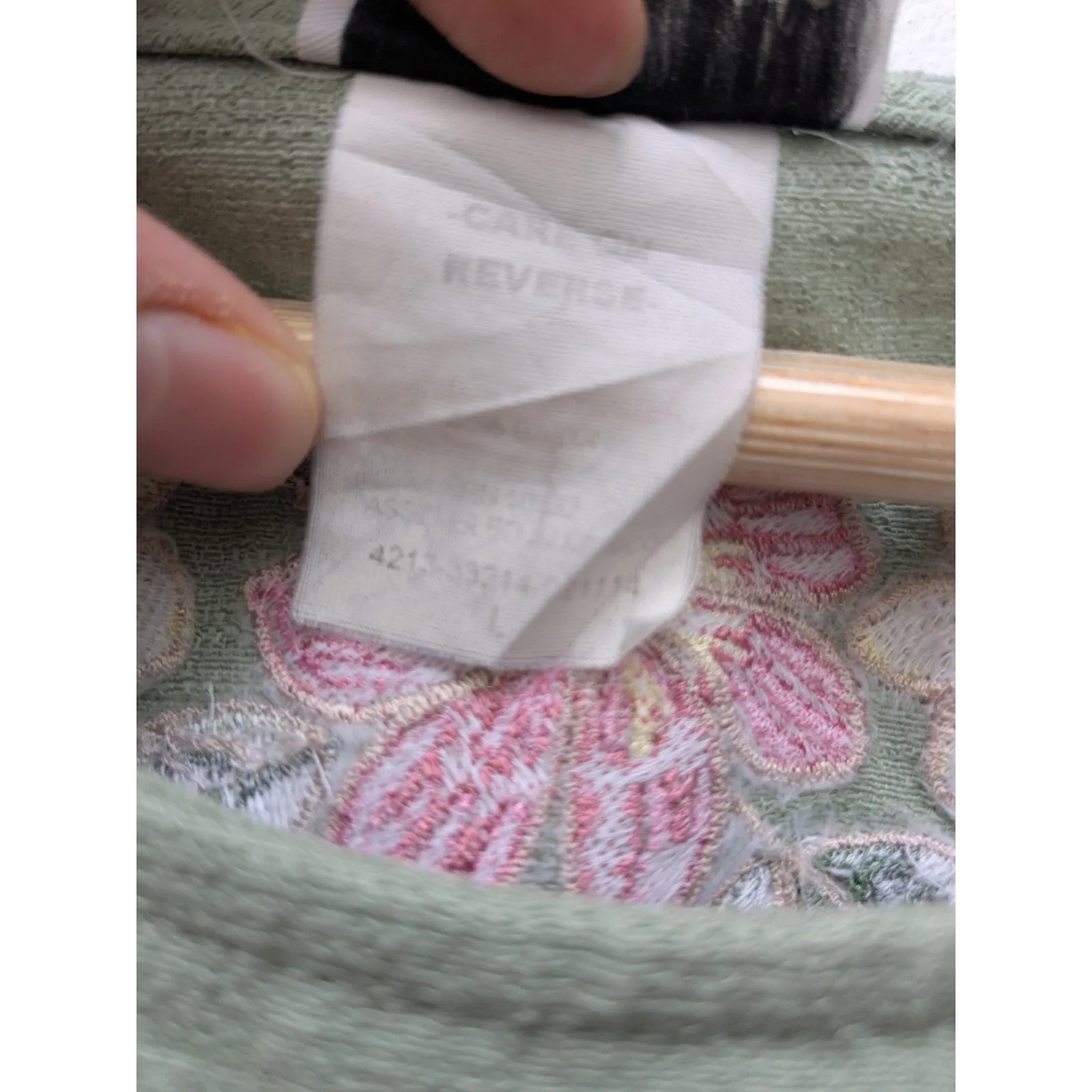 Bon Worth Women's Top Blouse Embroidered Sleeveless Green Floral VTg Size Large - Image 4