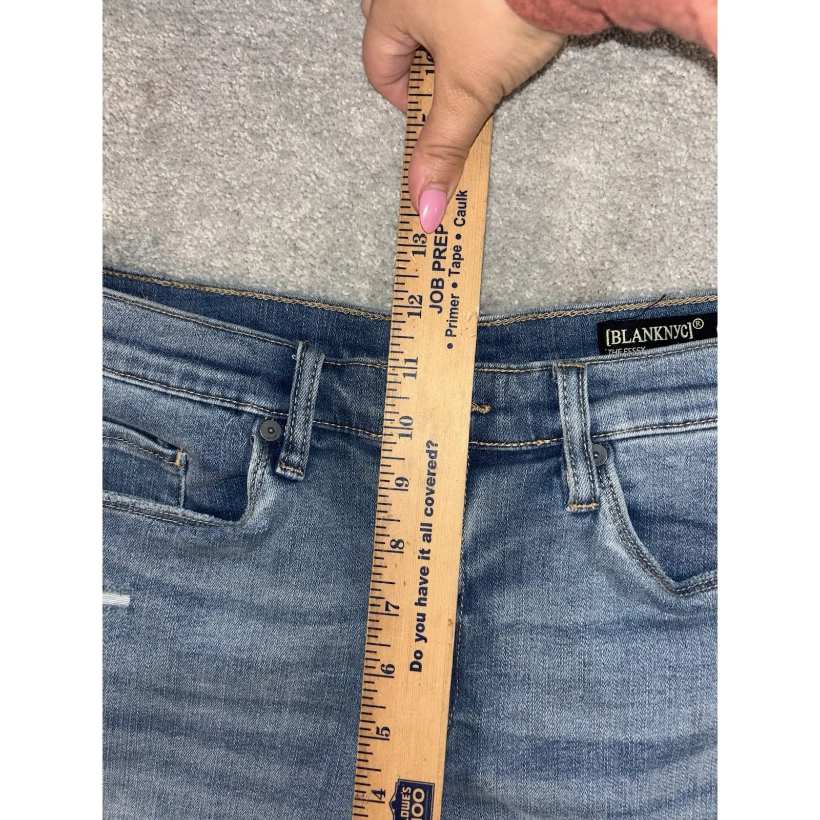 Blank NYC High Rise‎ Distressed Shorts - Size 31 - Med Blue Wash Essex Cut Off - Image 7