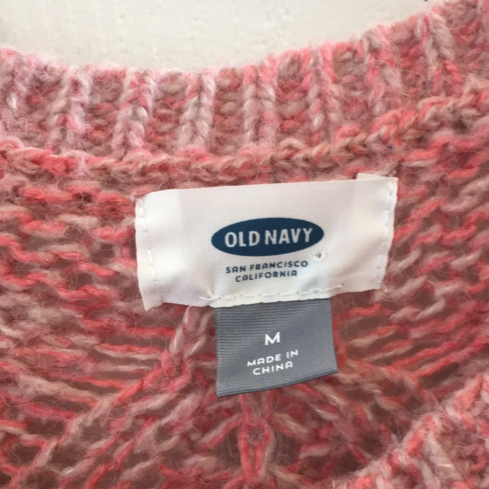 FINAL MARKDOWN Ladies old navy crew neck sweater medium - Image 3