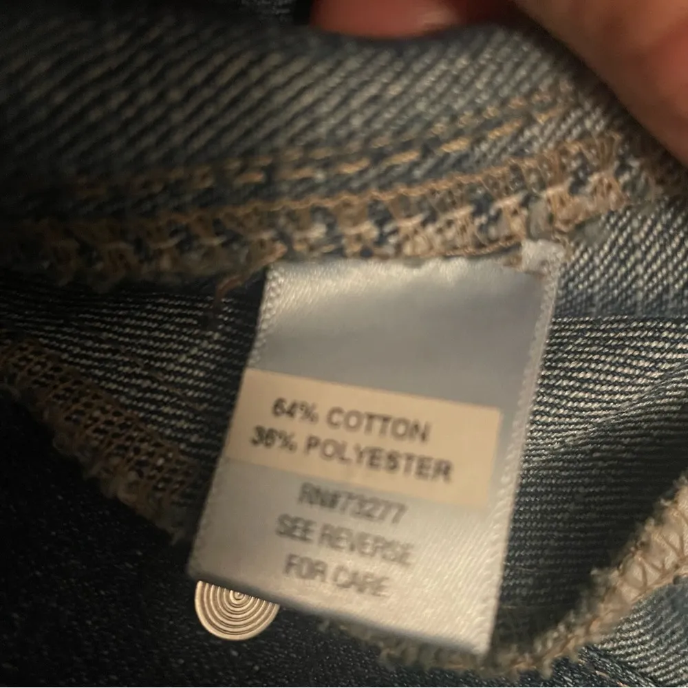 SO  medium wash denim jacket - Image 6