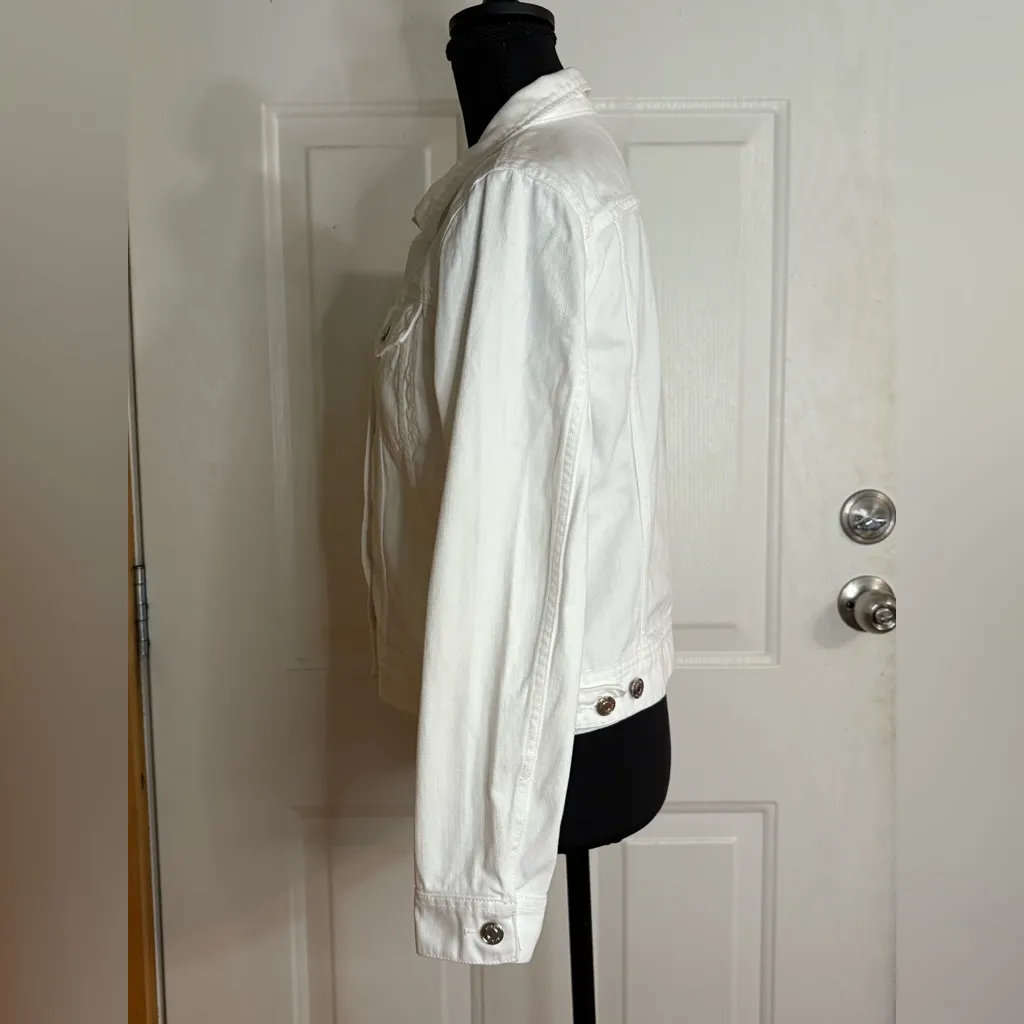 J. Crew Classic White Jean Jacket size Small 100%cotton sold out online - Image 4