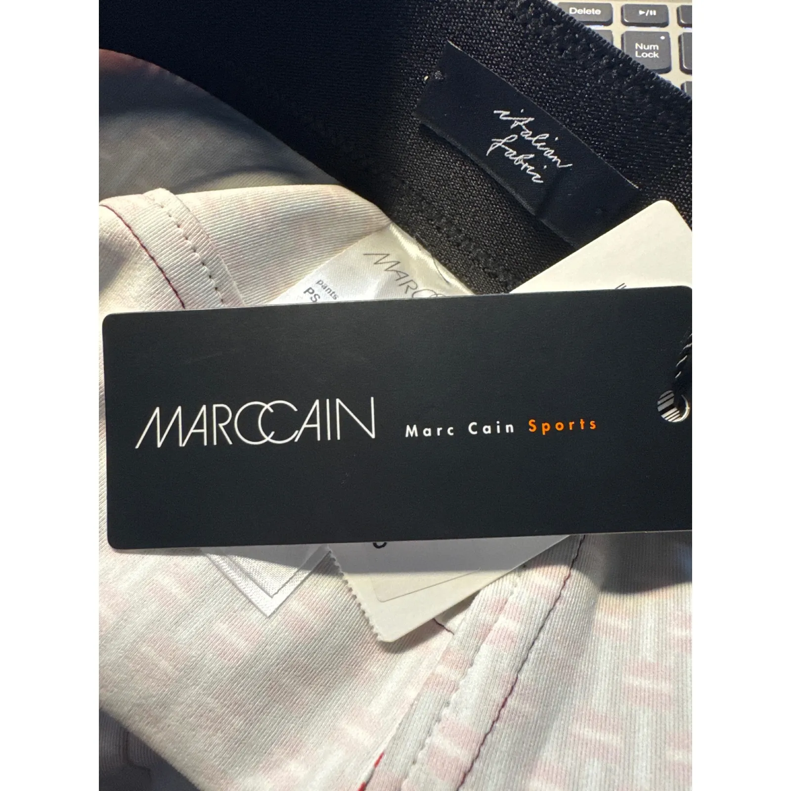 Marc Cain Sports Patterned Cropped Pants Black Red Geometric Italian Fabric N 6 Size 12 - Image 5