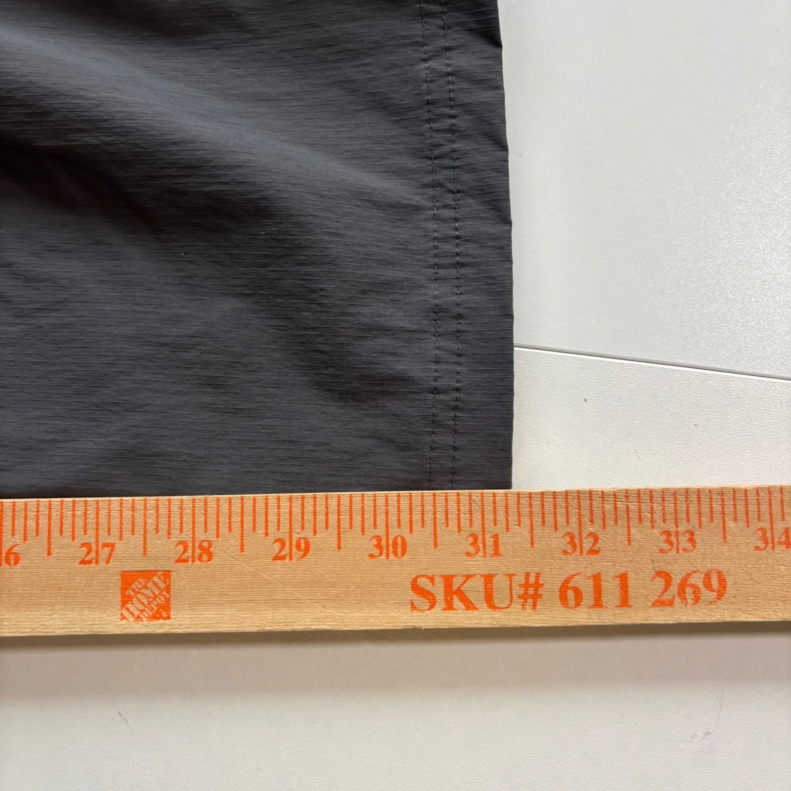 Columbia Women's Size 14 Regular Gray Omni Shield Outdoor Hiking Pants - Image 8