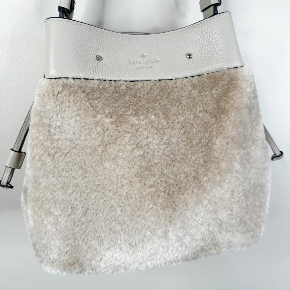 Kate Spade Marti Faux Shearling Bucket Bag Purse Tan Neutral - Image 3