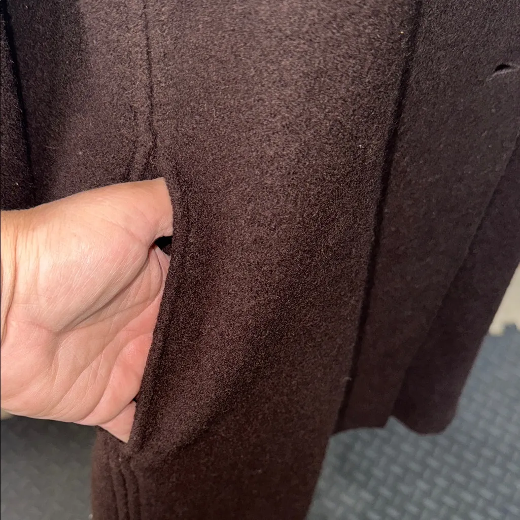 Elegant Brown Women's Coat size 2X 100%Wool - Image 3