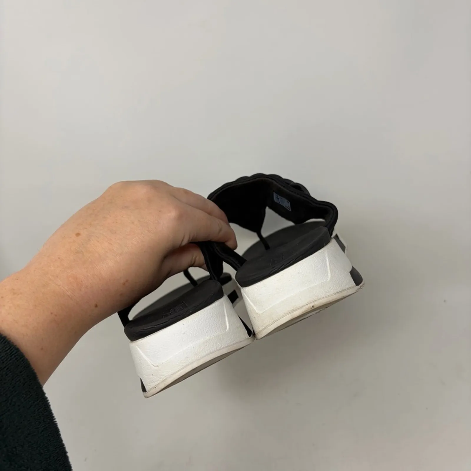 FitFlop Heda Chain Slide Flip Flop Size US 7 - Image 7