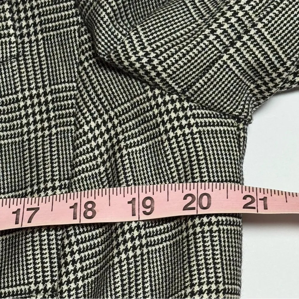 Akris Gray Plaid Women's Jacket (12) 100% Cashmere - Image 7