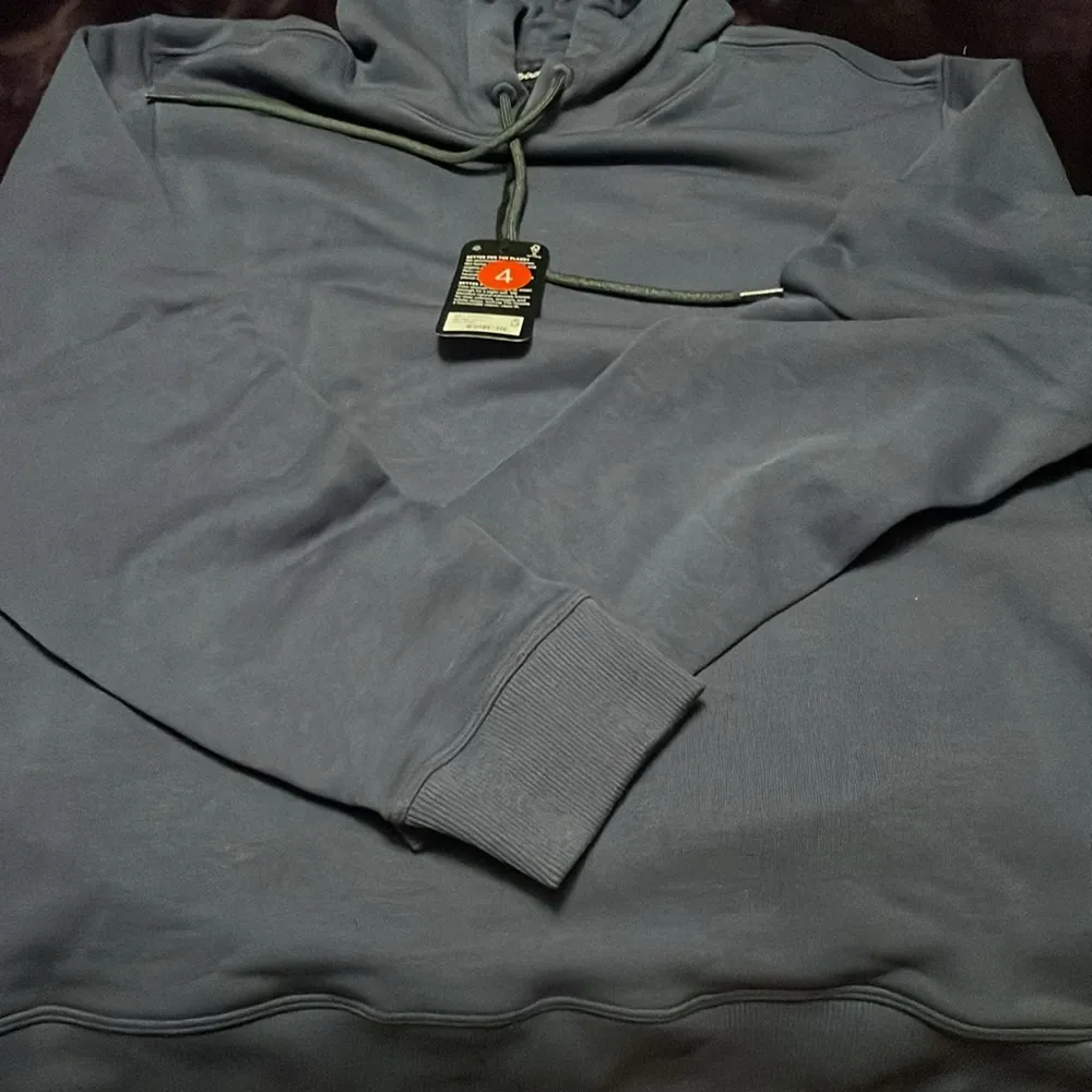 4AB.- Allbirds Women's R&R Hoodie - Image 5