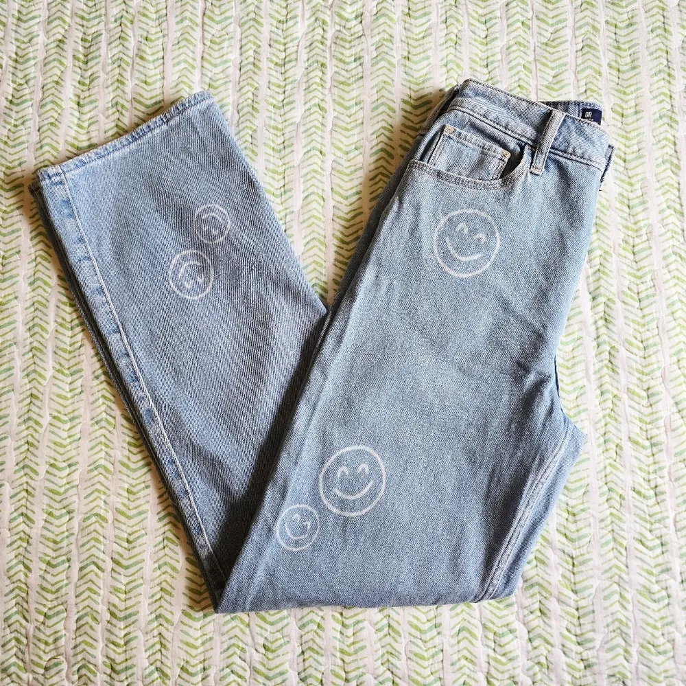 Hollister Y2K Smiley Face Light Wash Baggy Jeans Size 0/25 - Image 3