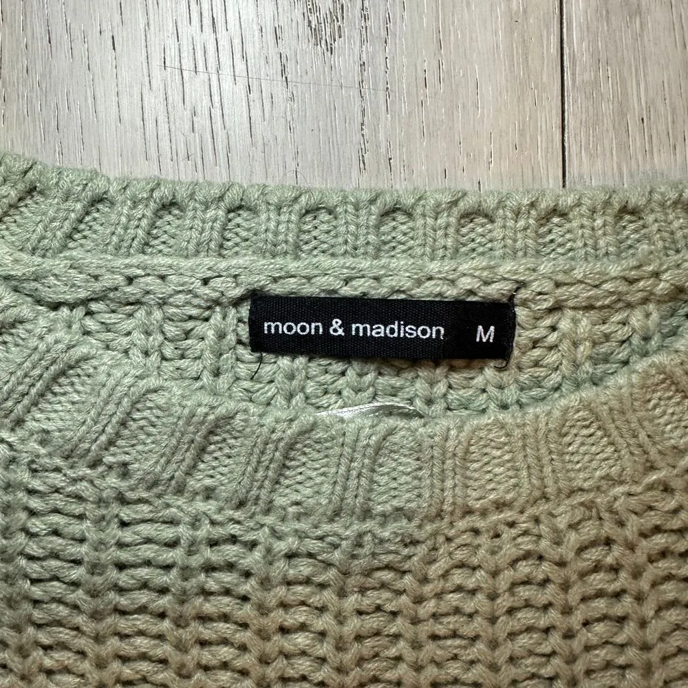 Army green chunky cropped sweater fall style winter pullover size‎ medium - Image 2