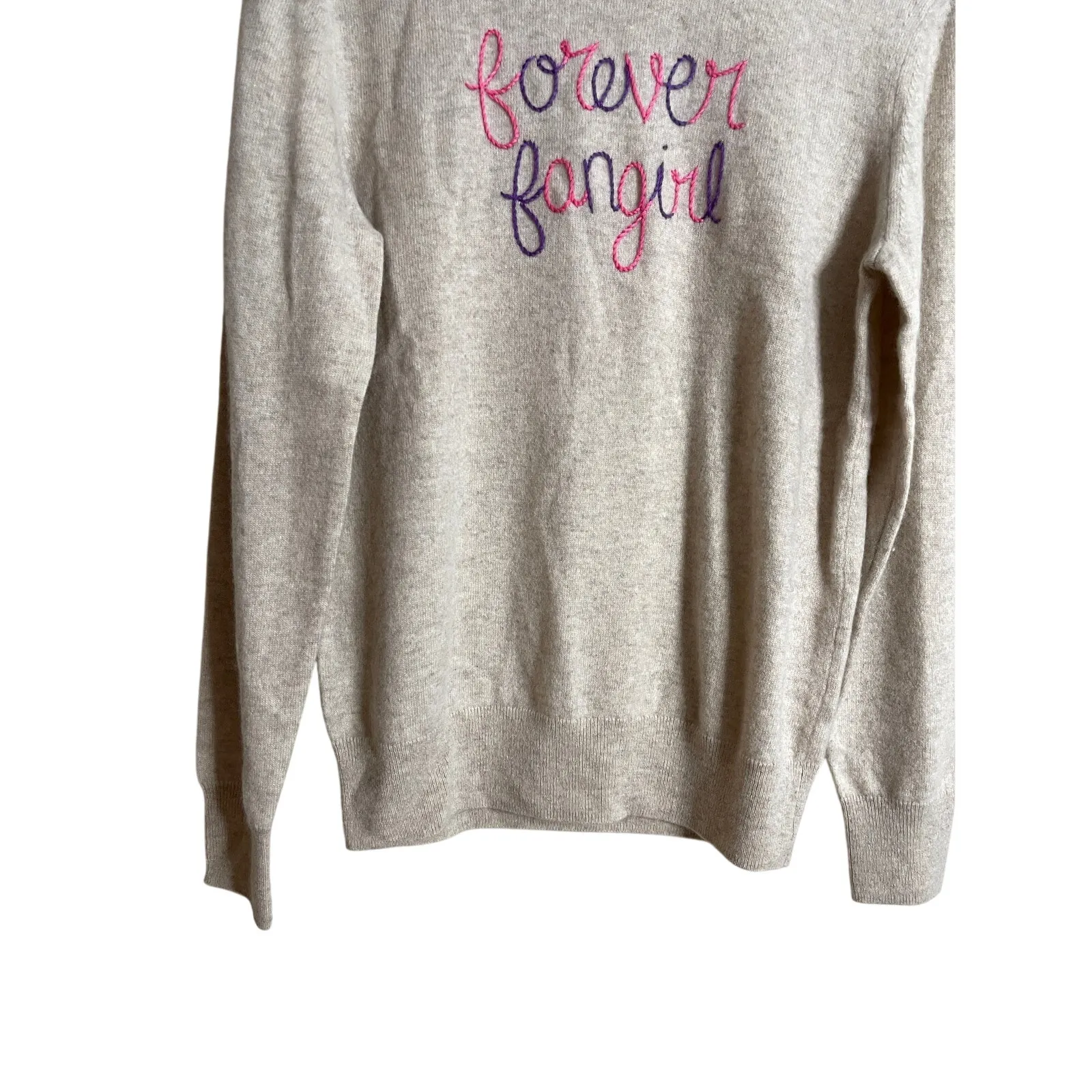 HumanUnion Custom Cashmere Crewneck Sweater "Forever Fangirl " Womans Small Tan - Image 6
